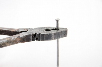 Top 6 Best Lineman Pliers for Electricians 2019