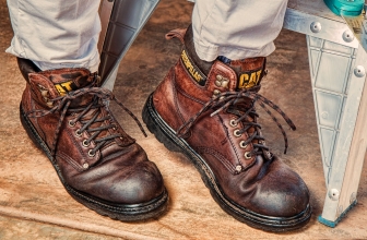 Top 6 Best Boots for Electricians 2019